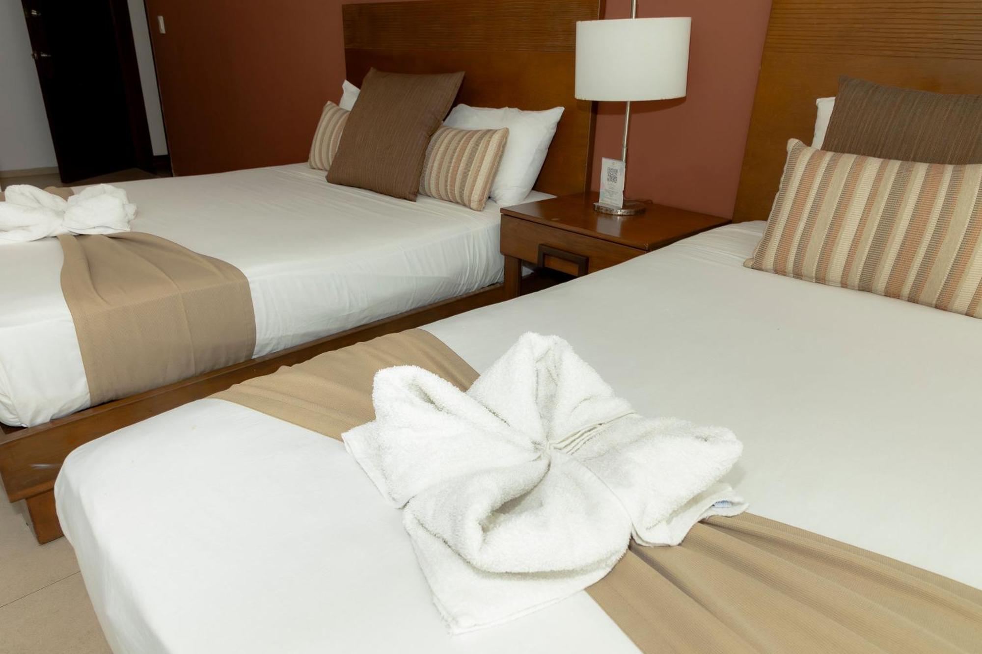 Hotel Quinto Sole Mahahual Esterno foto