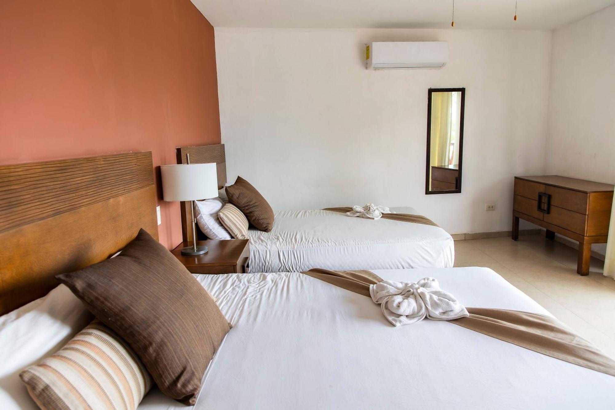 Hotel Quinto Sole Mahahual Esterno foto